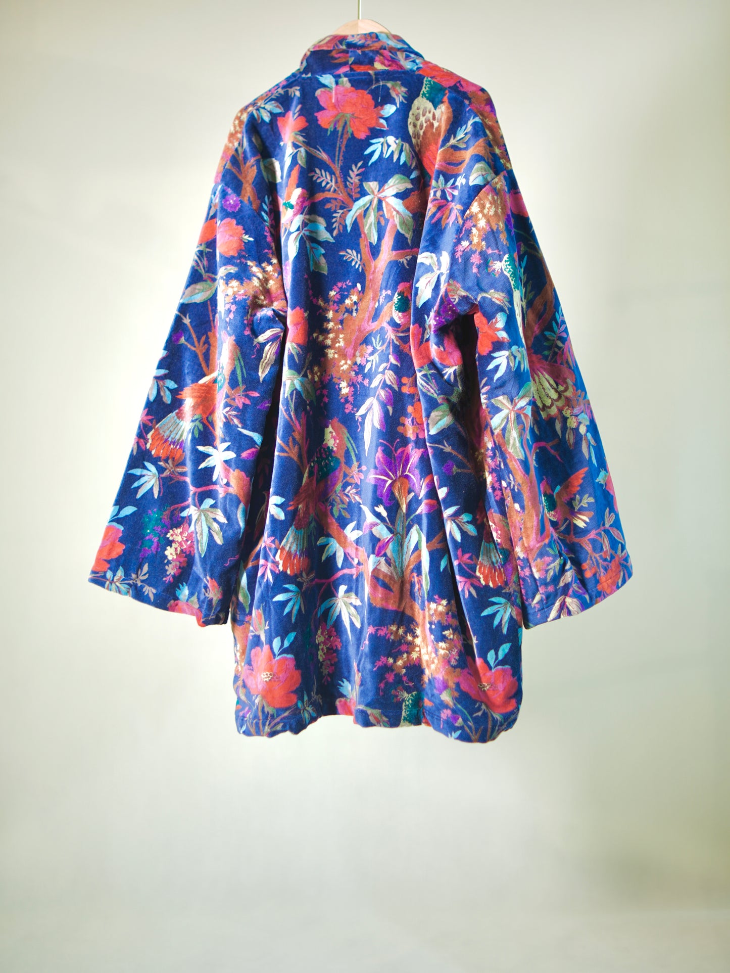 
                  
                    Printed velvet long jacket
                  
                